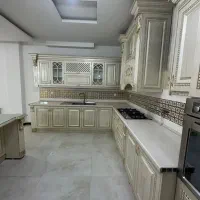 ۲۰۰متری ۳ خواب گُل طبقات/نوساز/سند آماده/تخلیه