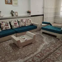 مبل راحتی کاملاً تمیز وسالم