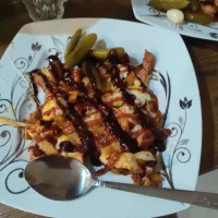 سلام آشپزی و خدمات منزل انجام میدم