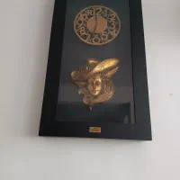 ساعت دیواری چوبی زیبا