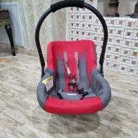 صندلی ماشین کودک و کریر