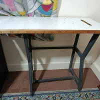 میز چرخ خیاطی