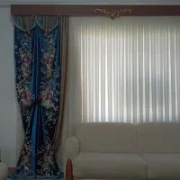 فقط کتیبه و شنل پرده