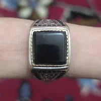 انگشتر نقره با عیار حک شده سنگ عقیق