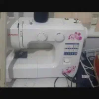چرخ خیاطی و اتو