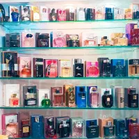 عطر ادکلن اسپری