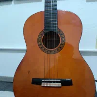 گیتار والنسیا با کیفیت و اصلی