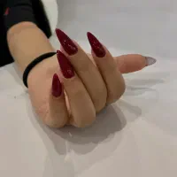 کاشت و ترمیم ناخن با هزینه مواد(برای تکمیل آلبوم)