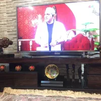 میز تلوزیون-کمد سه درب- مبل راحتی