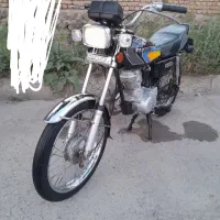 موتور ۱۲۵ هوندا ... توضیحات را بخون بعد زنگ بزن