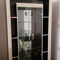 یک عدد بوفه ومیزتلویزیون