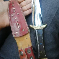 کارد شکاری دو لبه تیز
