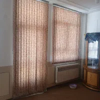 پرده عمودی و ویترین