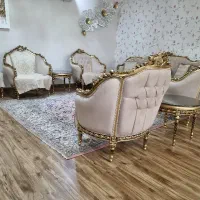 مبل کلاسیک همراه با میز ناهار خوری ۸نفره