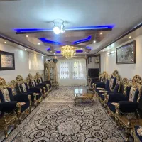 سرویس مبلمان ۱۱ نفره و ویترین