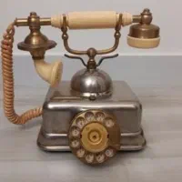 تلفن رومیزی قدیمی ژاپنی