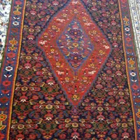 گلیم عتیقه قدیمی زمان اشکانیان و کتاب  نهج البلاغه