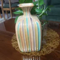 گلدان وغیره....