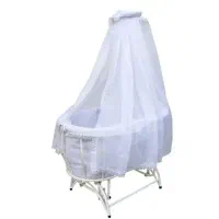 گهواره وتخت کنار تخت مادر