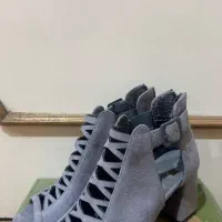صندل پاشنه دار