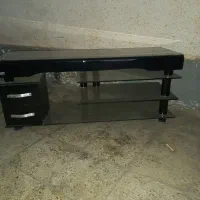 میز تلویزیون شیشه ای