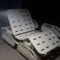 تخت بیمارستانی ۳ تاشو