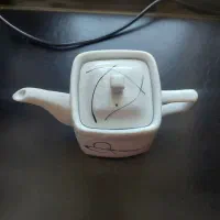 قوری سفید چینی و فانتزی
