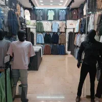 فروشنده پوشاک مردانه