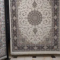 فروشنده فرش و لوازم خانگی