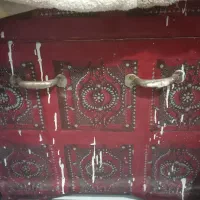 صندوقچه قدیمی بزرگ