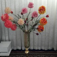 گل و گلدان