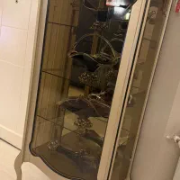 بوفه و عسلی
