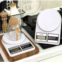ترازو آشپزخانه از یک گرم تا ۱۰ کیلو جعبه زرد