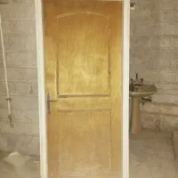 درب اتاقی و آلمینیوم