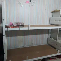 تخت دو طبقه آهنی