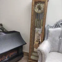 ساعت ایستاده بسیار تمیز وزیبا