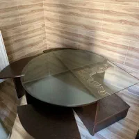 میز‌چوبی جلو مبلی
