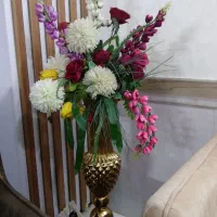 گل وگلدان