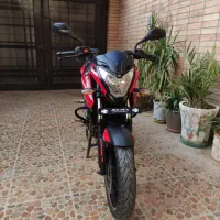 موتور ان اس 200