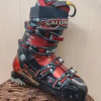 دو عدد کفش اسکی