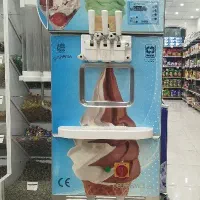 دستگاه بستنی