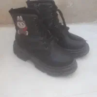 پوتین‌بچگانه