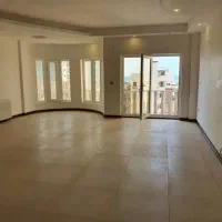 واحد ۱۲۵متری شیک طبقه آخر در نخست وزیری
