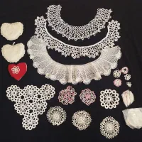 رومیزی قلاب بافی با دست
