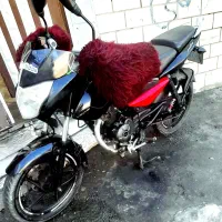 باجاج پالس۱۳۵ عروسک معاوضه مگلی، ان اس، ریس