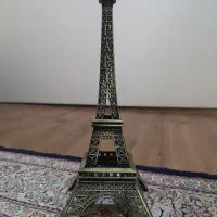 مجسمه برج ایفل