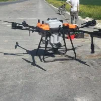 سمپاشی با پهباد ۴۰ لیتری