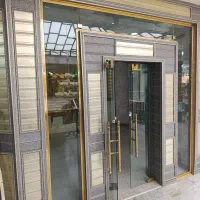 یک-باب-مغازه-رهن-داده-میشود