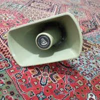 بلند گو به همراه آمپیلی