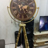 ساعت ایستاده سه پایه طلایی